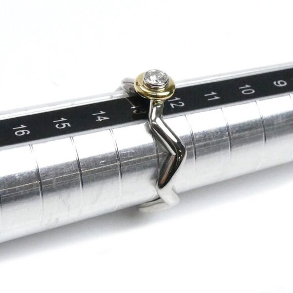 TIFFANY 18k Gold Diamond Ring - Picture 6 of 7